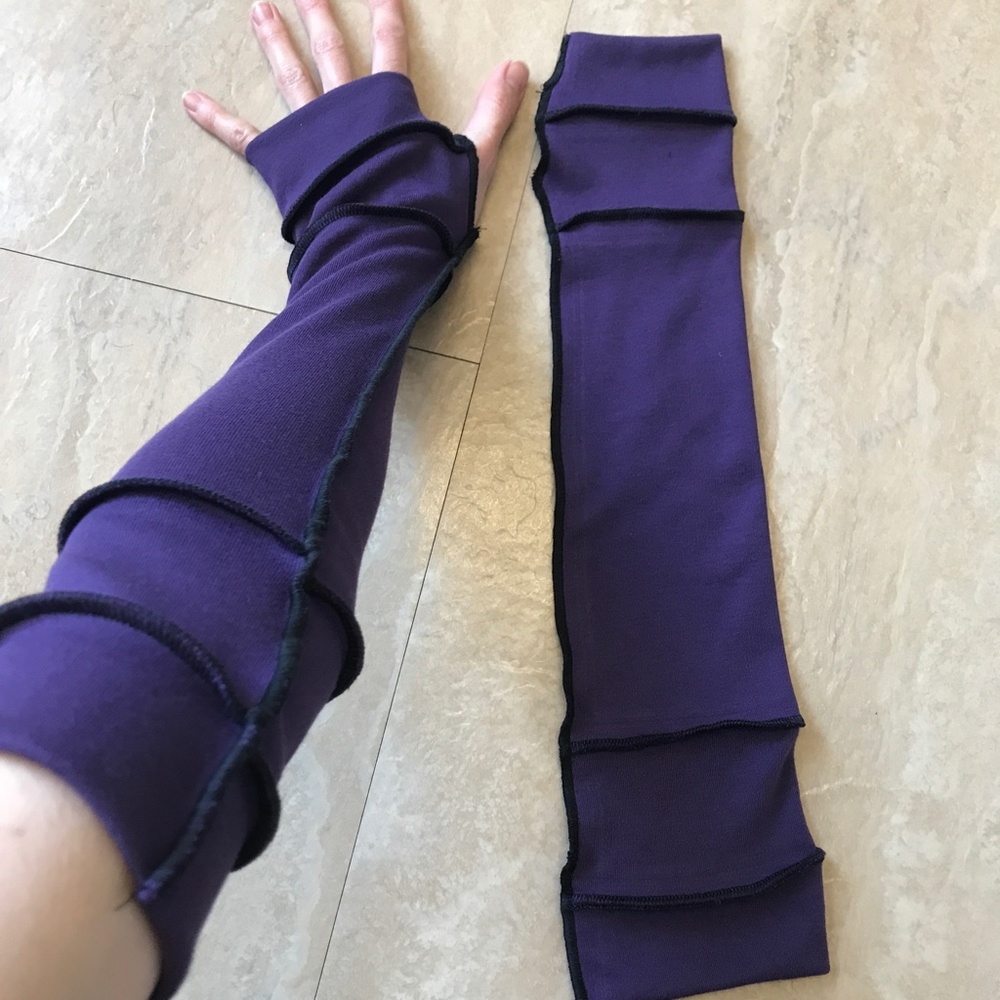 Handmade Purple Armwarmers Finger Holes Cotton Blend Arm Warmers Hand Covers NEW